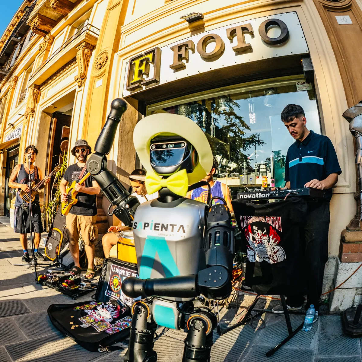 Rocco, robot umanoide Sapienta, in scena con banda live a Umbria Jazz